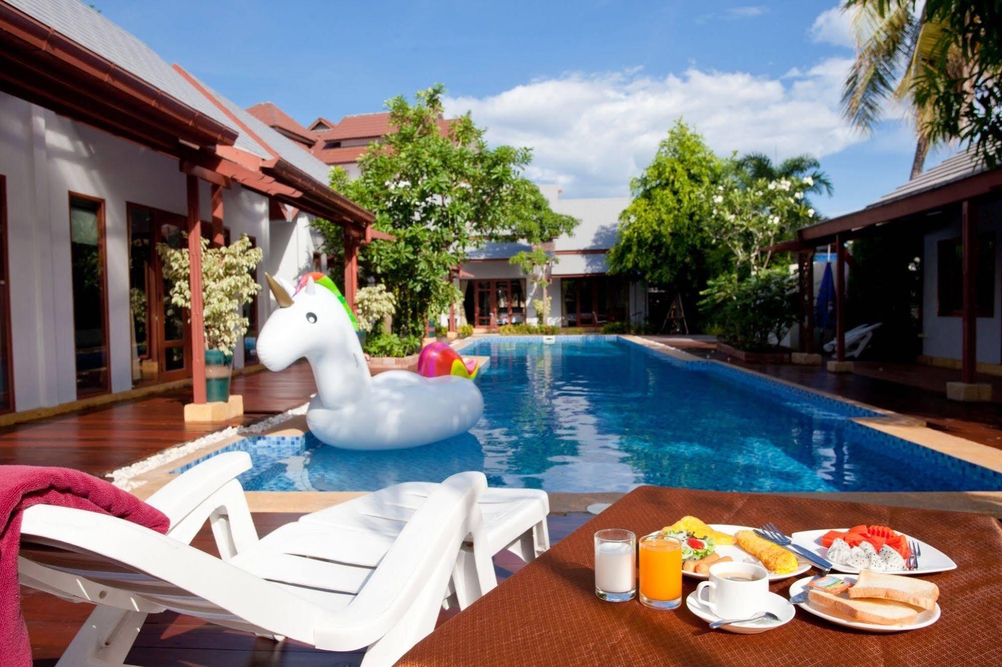 Ardea Resort Pool Villa Amphawa Bagian luar foto
