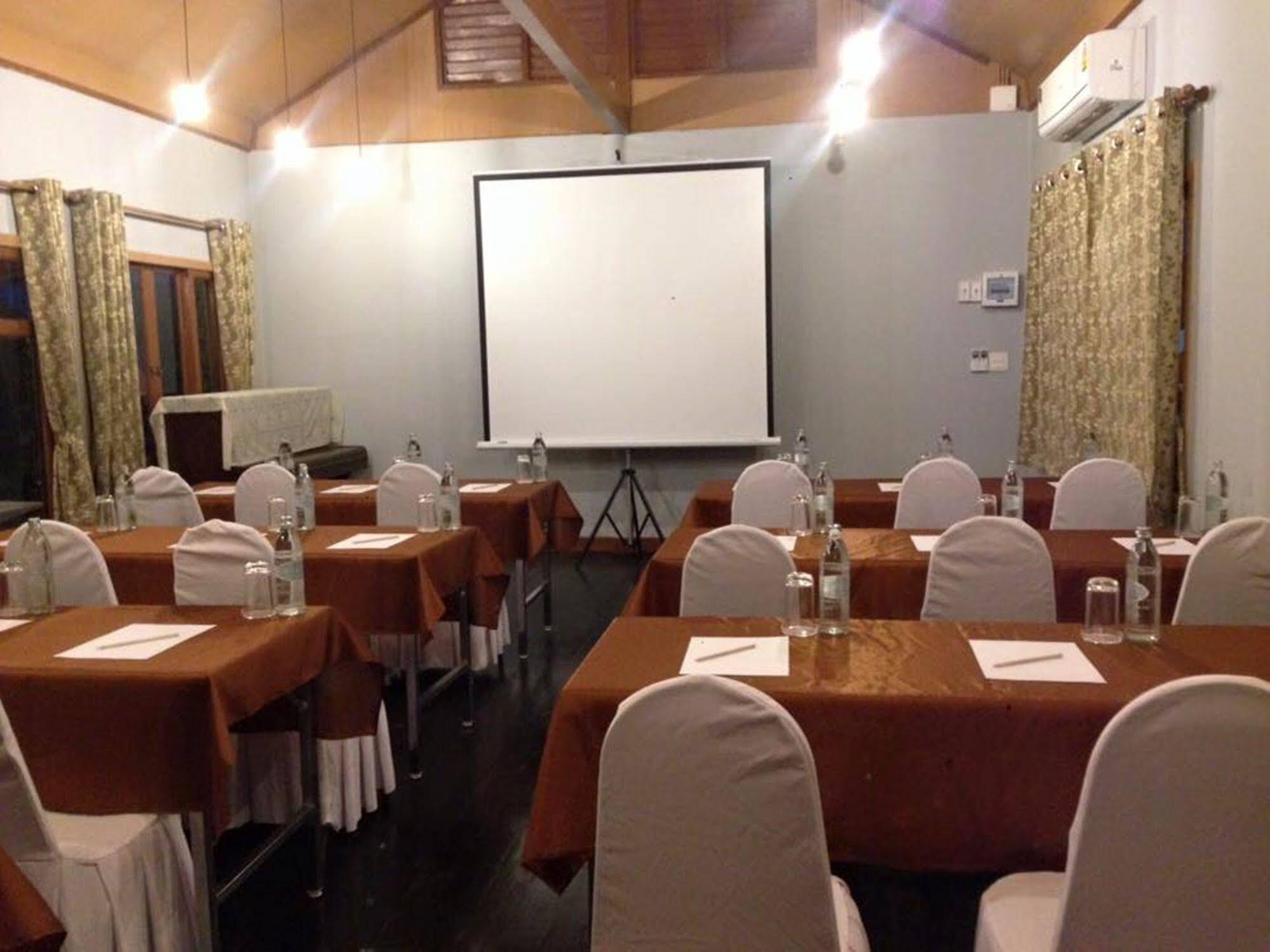 Ardea Resort Pool Villa Amphawa Bagian luar foto